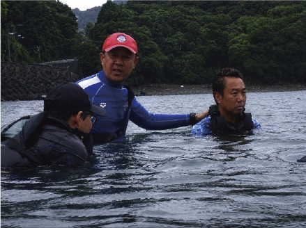 水上救助訓練の様子1